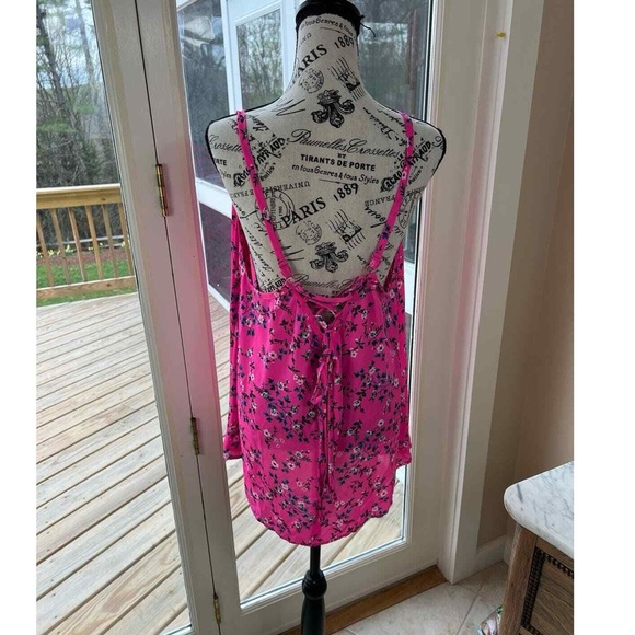 Torrid ▪️ Corset Back Tank Top ▪️ Pink Floral - Picture 3 of 8